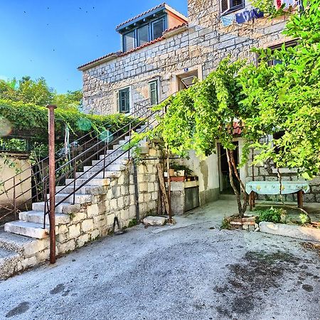 Apartment Sunny Stone Split Exterior photo